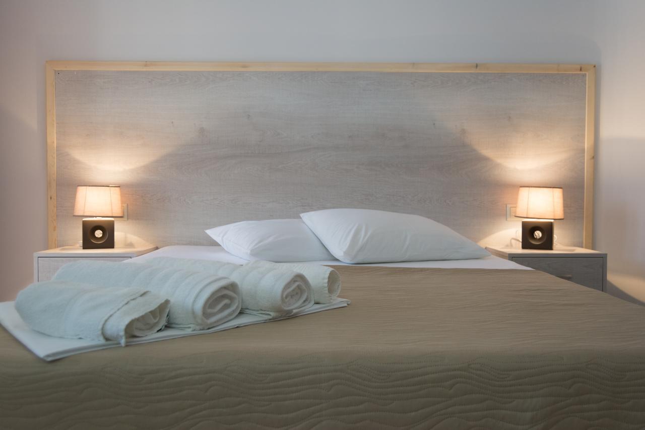 Sirena Superior Aparthotel Agia Pelagia  Buitenkant foto