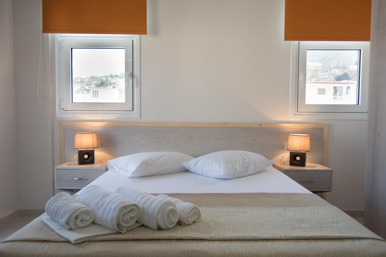 Sirena Superior Aparthotel Agia Pelagia  Buitenkant foto