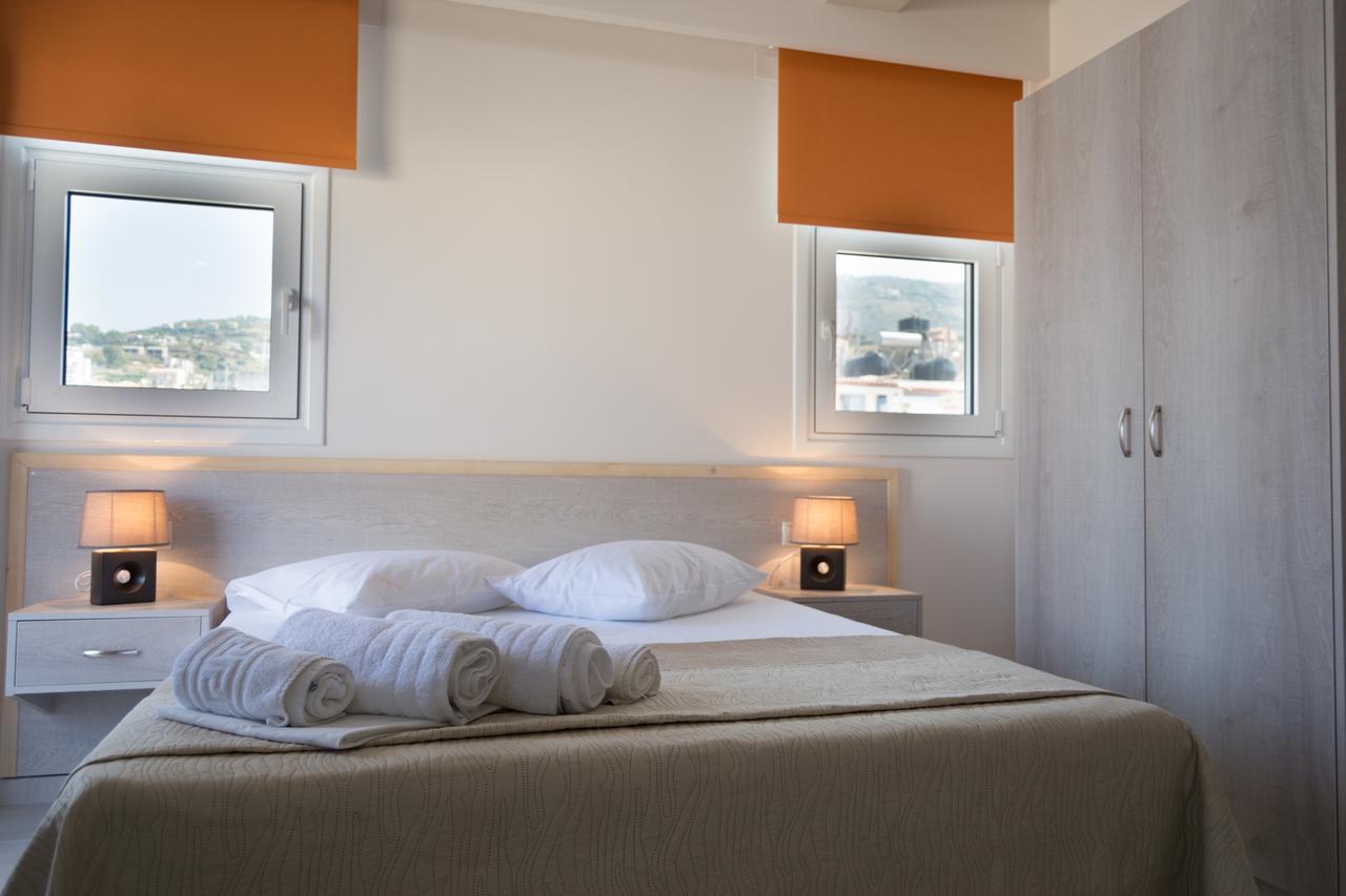 Sirena Superior Aparthotel Agia Pelagia  Buitenkant foto